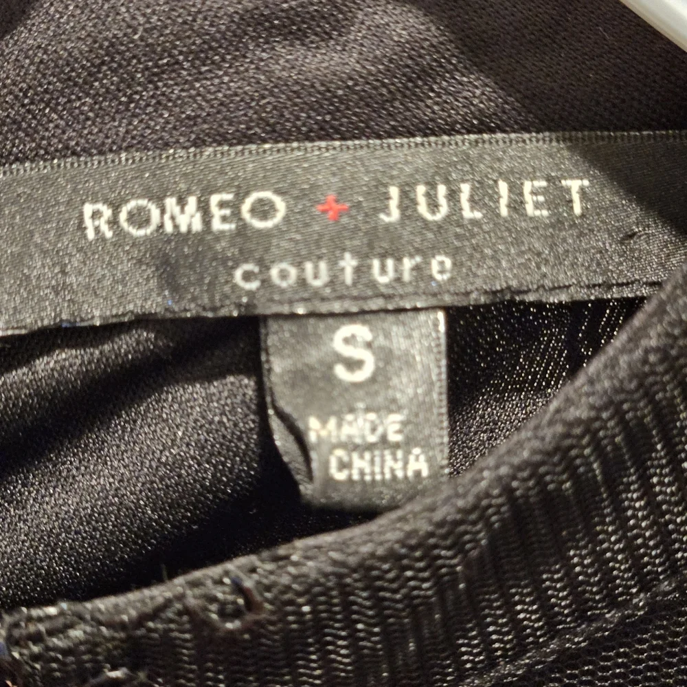 Crop Top - Picture 4 of 4